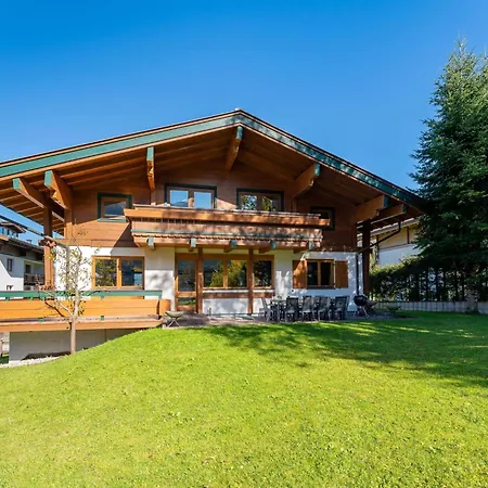 Ferienhaus Familienchalet Kitzblick *